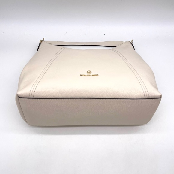 Michael Kors Sienna Large Pebbled Leather Shoulder Bag - Picture 9 of 10